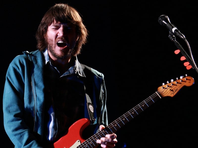 John Frusciante Reveals Love Of Prog & Genesis’ Tony Banks