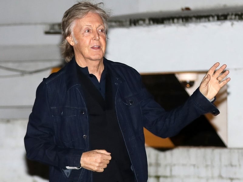 Paul Mccartney & Rick Rubin Rocking Out To Smash Mouth In New Viral Video???