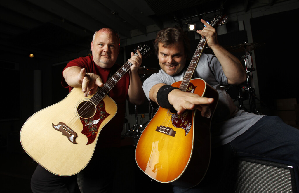 Black And Gass Of Tenacious D Pose For A Portrait At Mates Studio In North Hollywood