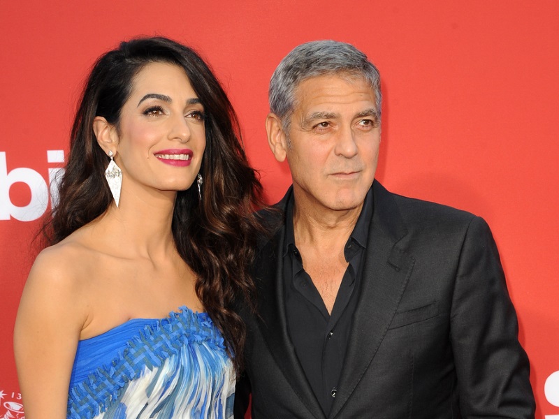 George Clooney Once Took A Dump In Richard Kind’s Cat’s Litter Box
