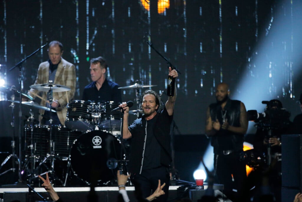 32nd Annual Rock & Roll Hall Of Fame Induction Ceremony Show
