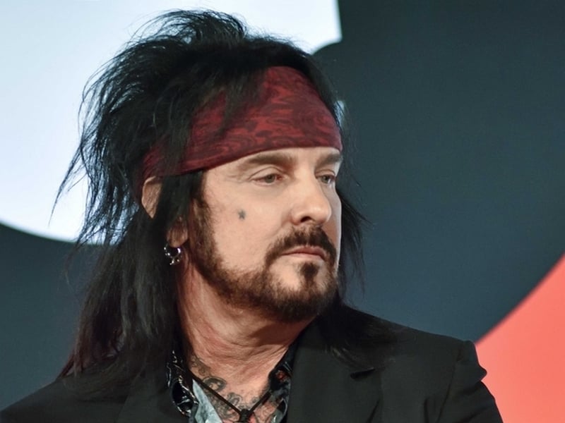 Motley Crue’s Nikki Sixx Celebrates 22 Years Sober