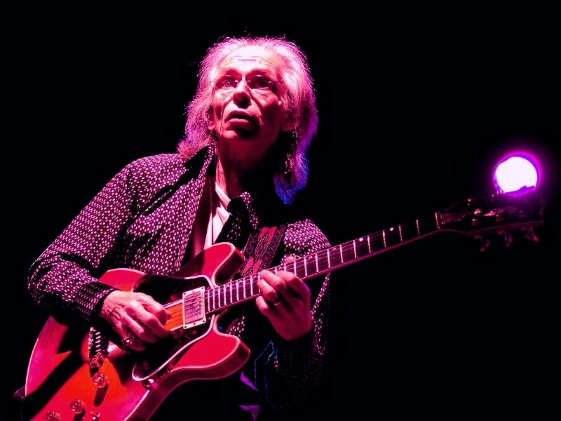 Steve Howe Of Yes Has Released ‘motif Volume 2’