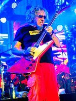 Former Lynyrd Skynyrd Drummer Artimus Pyle And Sammy Hagar Release Single