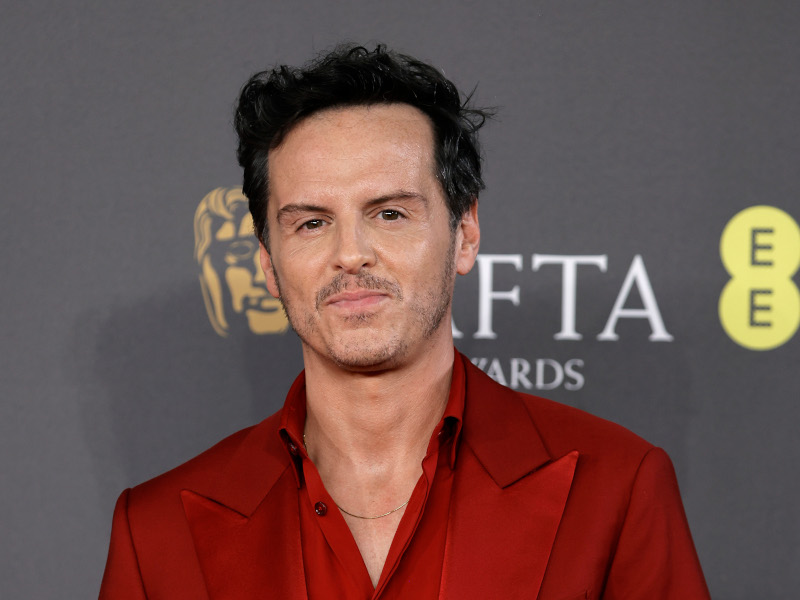 Andrew Scott Walks Away From Reporter When Asked About Barry Keoghan