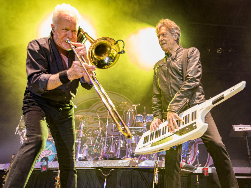 Chicago & Friends In Concert To Show In Theatres