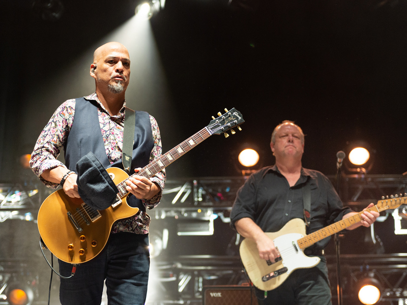 Pixies Announce 2025 North American Tour, Performing ‘bossanova’ And ‘trompe Le Monde’ In Full