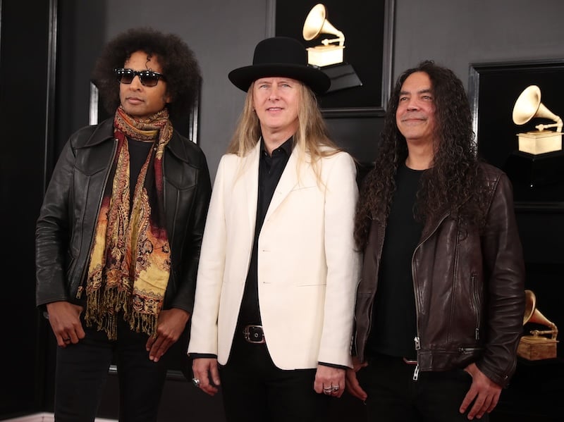 Alice In Chains’ Drummer Sean Kinney Shares Encouraging Health Update: ‘i’m Going To Live’