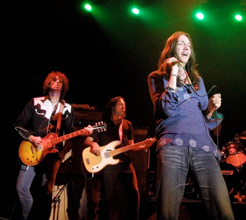 Joe Perry Plays Aerosmith Classics With Members Of The Black Crowes And Stone Temple Pilots