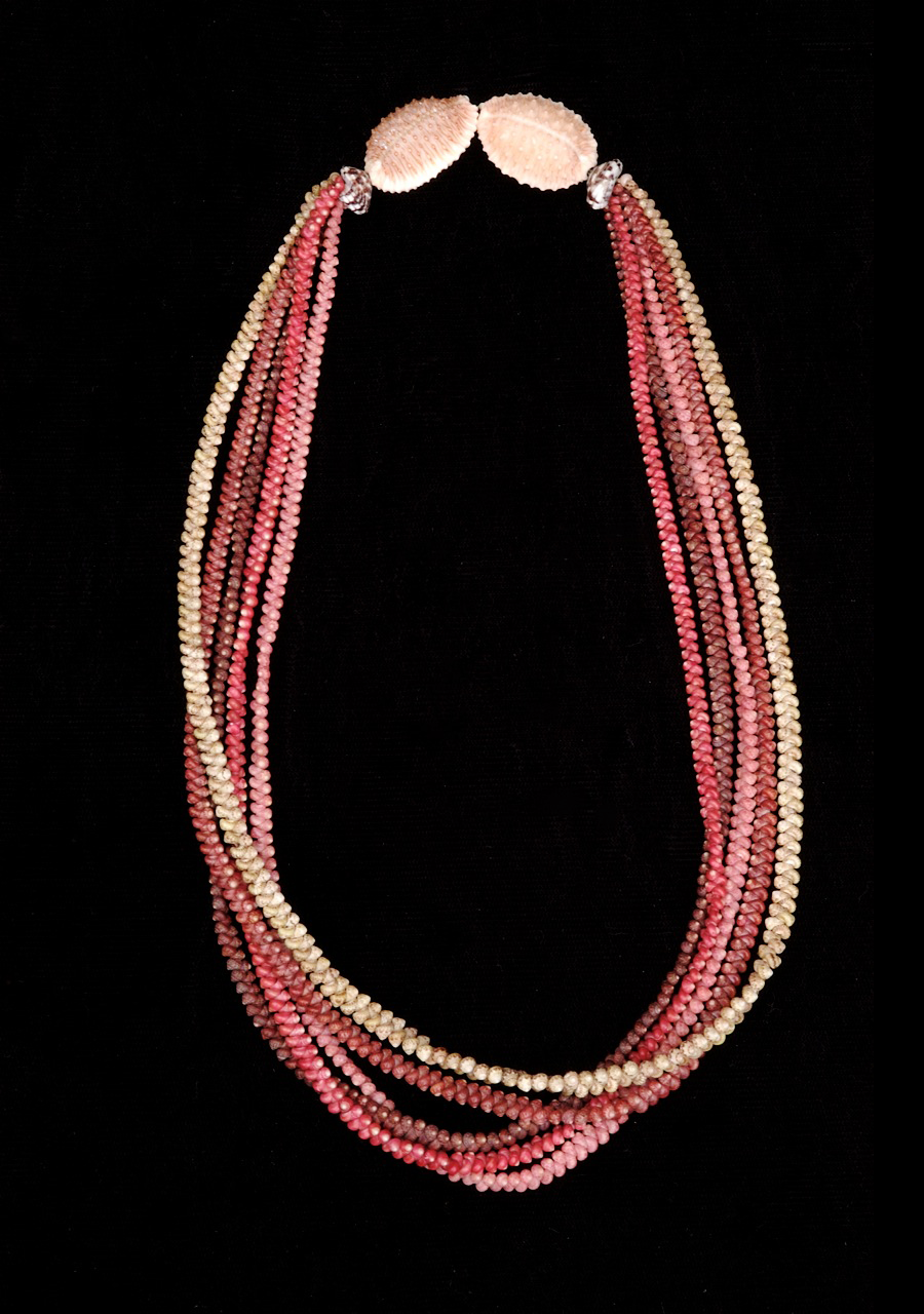Kauai Kahelelani/momi Shell necklace - health and beauty - by owner -  household sale - craigslist