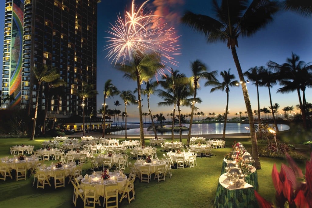 The 3 Best Dishes at Hilton Hawaiian Village, Oahu - Bucket List  Publications