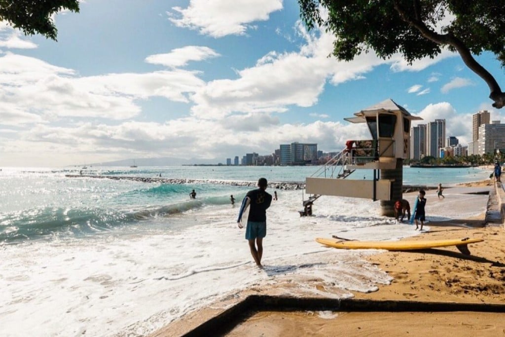 With King Tides, Experts Predict Rising Sea Levels to Continue Hawaii