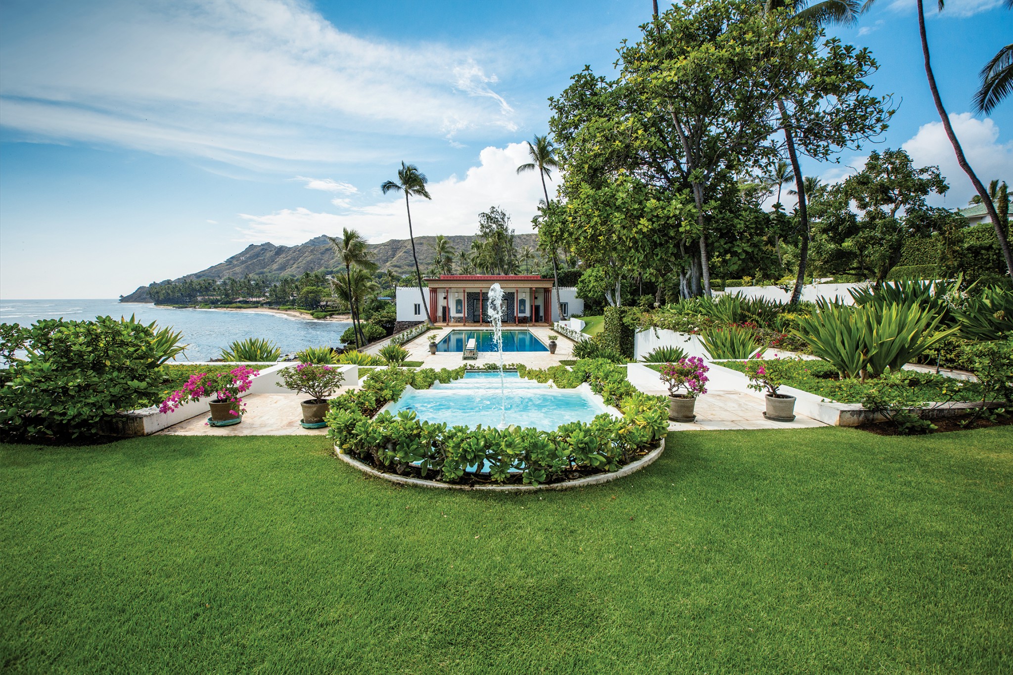 Shangri La: Hawaii's House of Treasures - Hawaii Business Magazine 