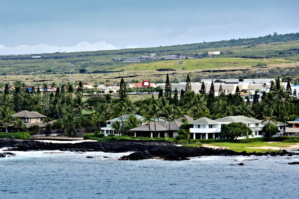 Oceanfront Estate in Kailua-Kona, Hawaii, Sells for $20.6 Million