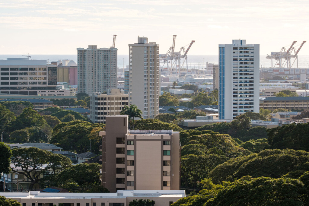 04 2023 Hb2303 Ay Nuuanu Punchbowl 5806