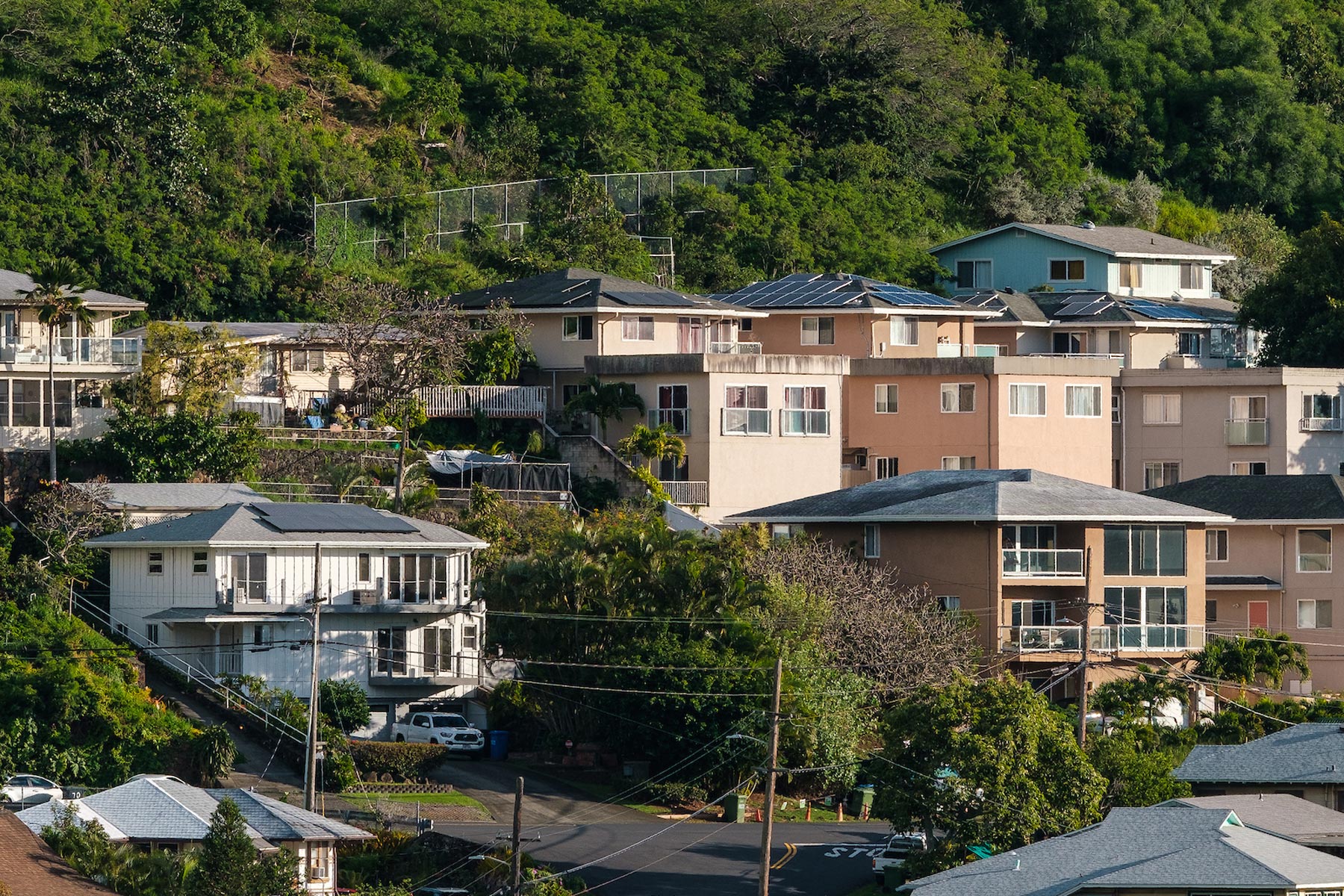 Home Sales Are Down But The Drop In New Mortgages Is Far Greater   Hb2303 Ay Nbhd Nuuanu Punchbowl 5756 