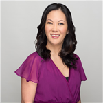 Headshot Dina Tsuda