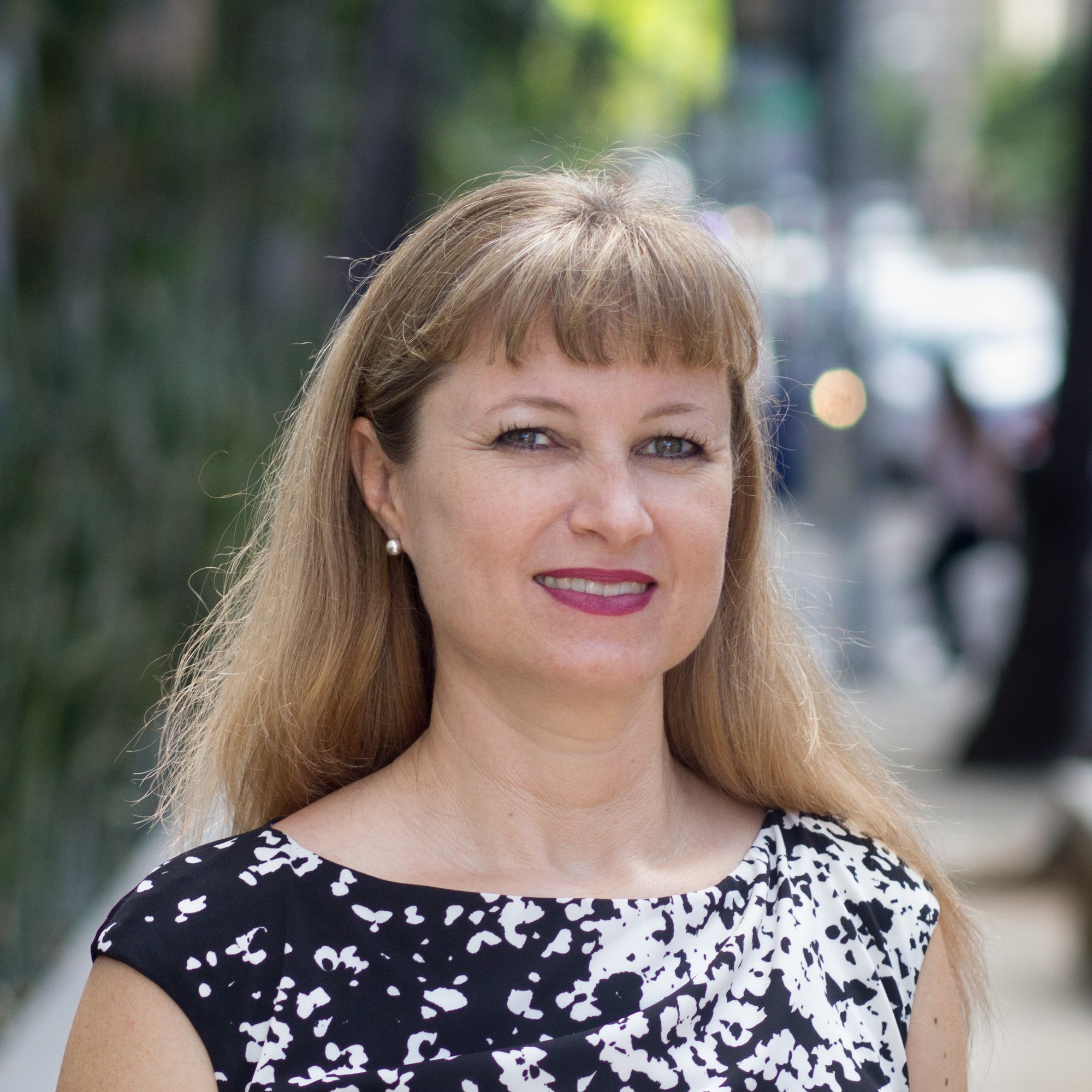 S 200916 Natale Barbara N6 Cropped 2000x2000 Hb.jpg