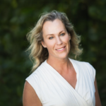 Headshot Jennifer Bowers