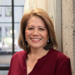 Headshot Stevette Santiago