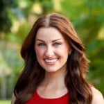 Headshot Kelly Simek