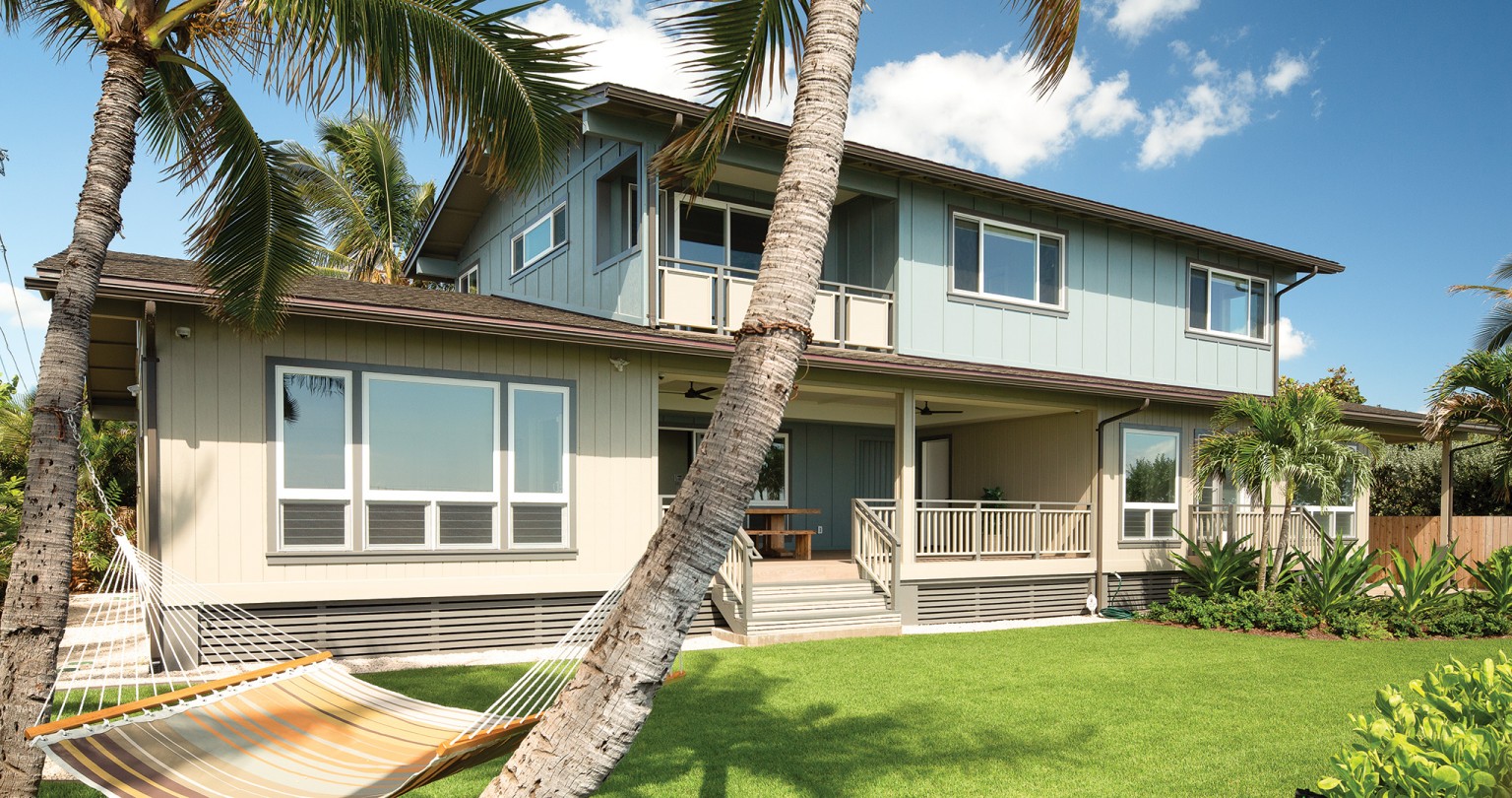 An Architect Designs a New Beach House at Maili Point for His Sister