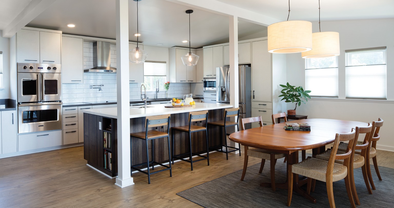 Family and Friends Come Together in this Renovated Aiea Kitchen