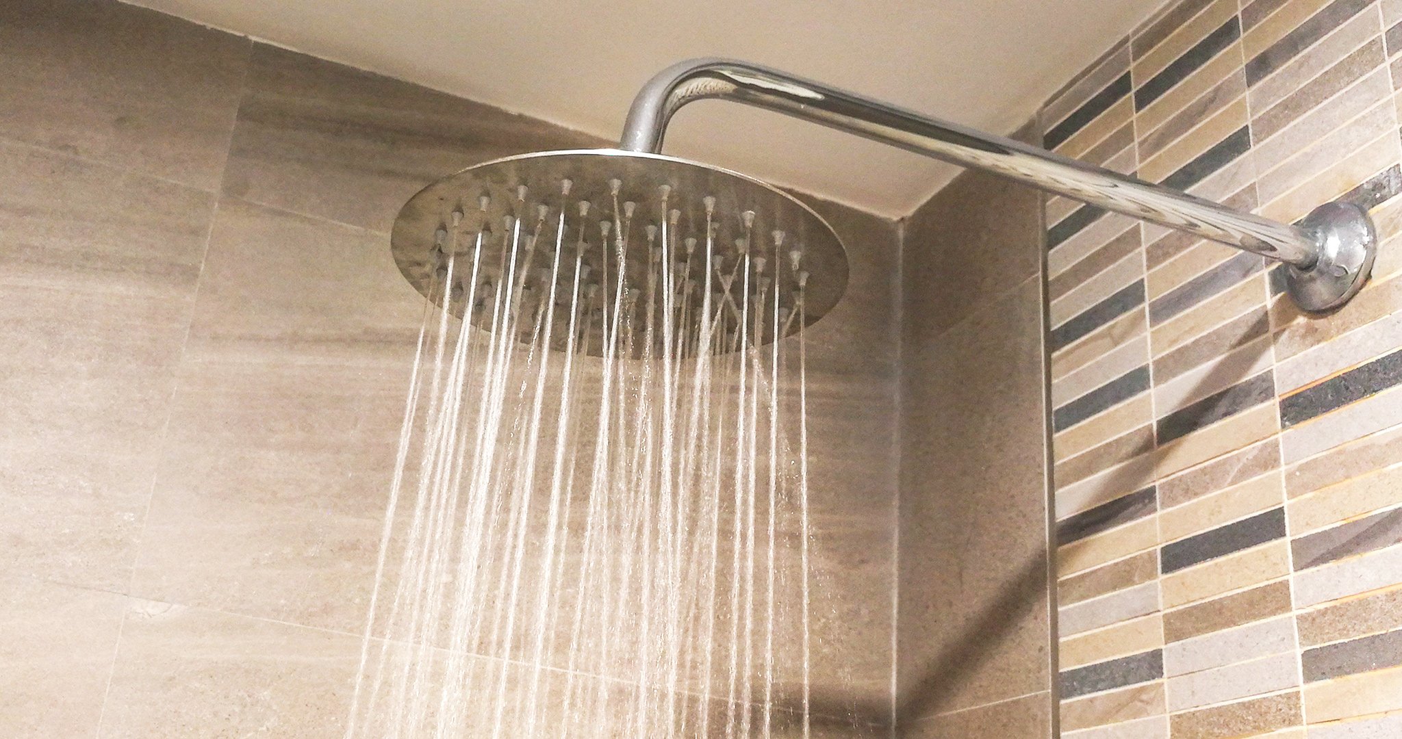 4 Ways to Use a Rain Shower Head in Your Bathroom - Hawaii Home ...