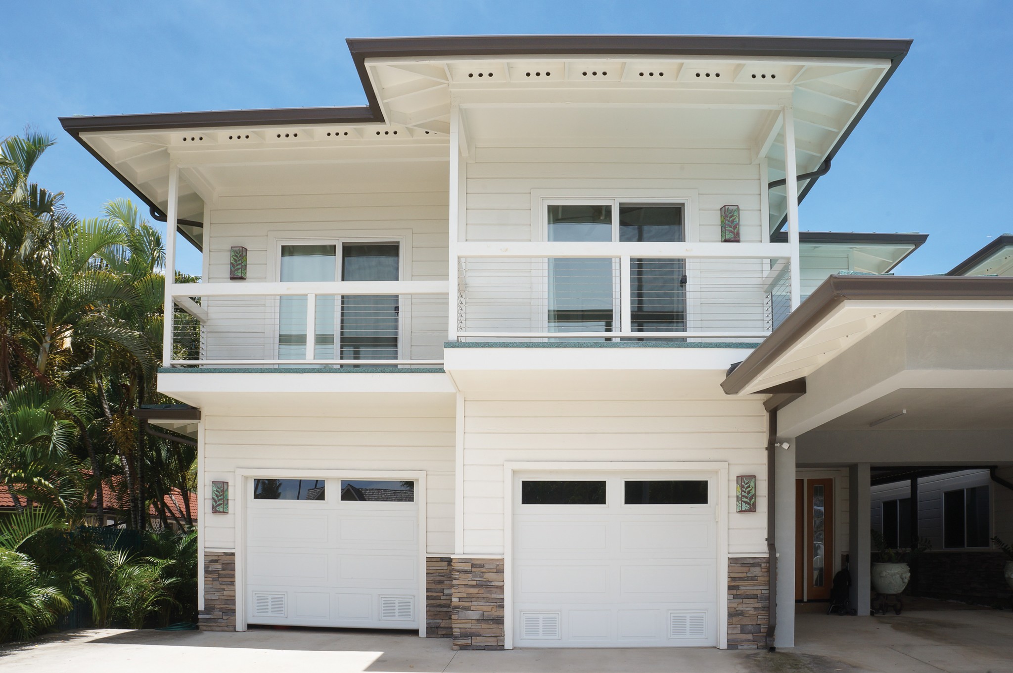 2021 Readers’ Choice Awards Garage Door Hawaii Home + Remodeling