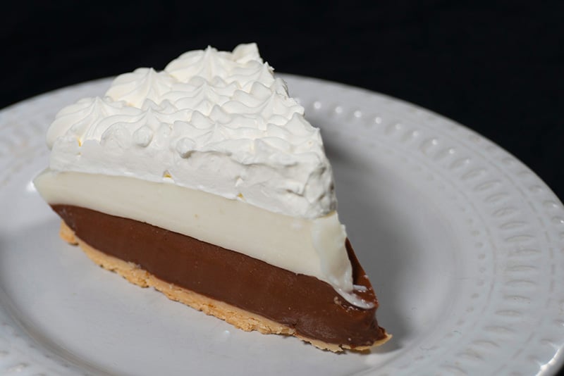 Recipe How To Make Hawaii Style Chocolate Haupia Pie Hawaii Magazine