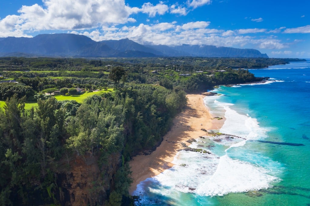 Hiking to Kaua‘i's Secluded Secret Beach - Hawaii Magazine