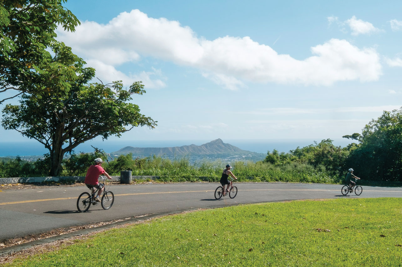 Bike Hawaii's tour of Waikiki takes you on a multisport adventure