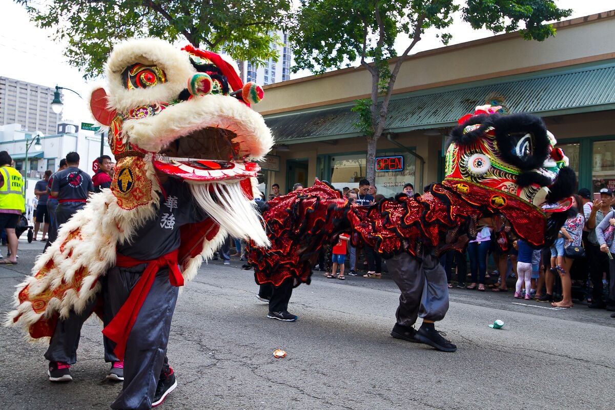 7 Things You Might Not Know About The Chinese New Year S Lion Dance Hawaii Magazine