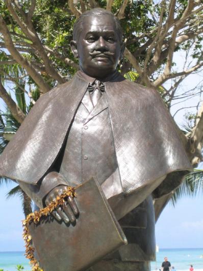 Kuhio Waikiki Statue