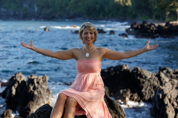 The Trip 2015_Travel Channel Host Samantha Brown enjoying the Hawaiian paradise