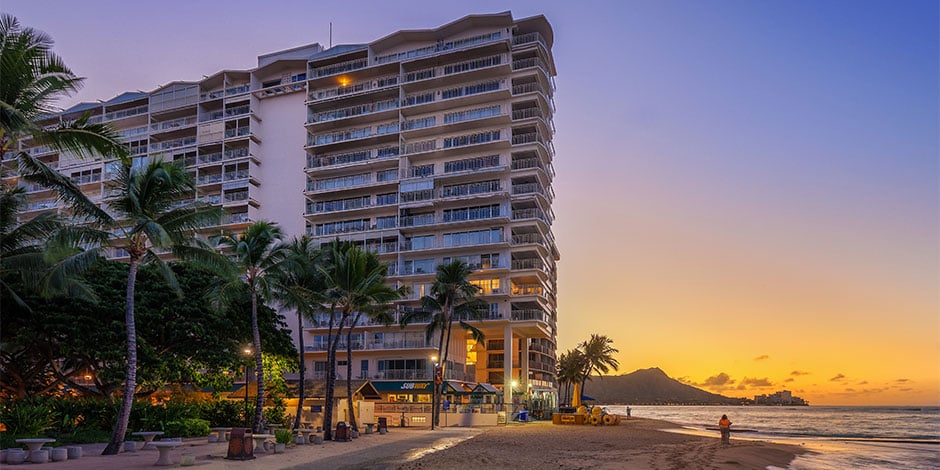 Waikiki-Shore-940x470-01-Hero