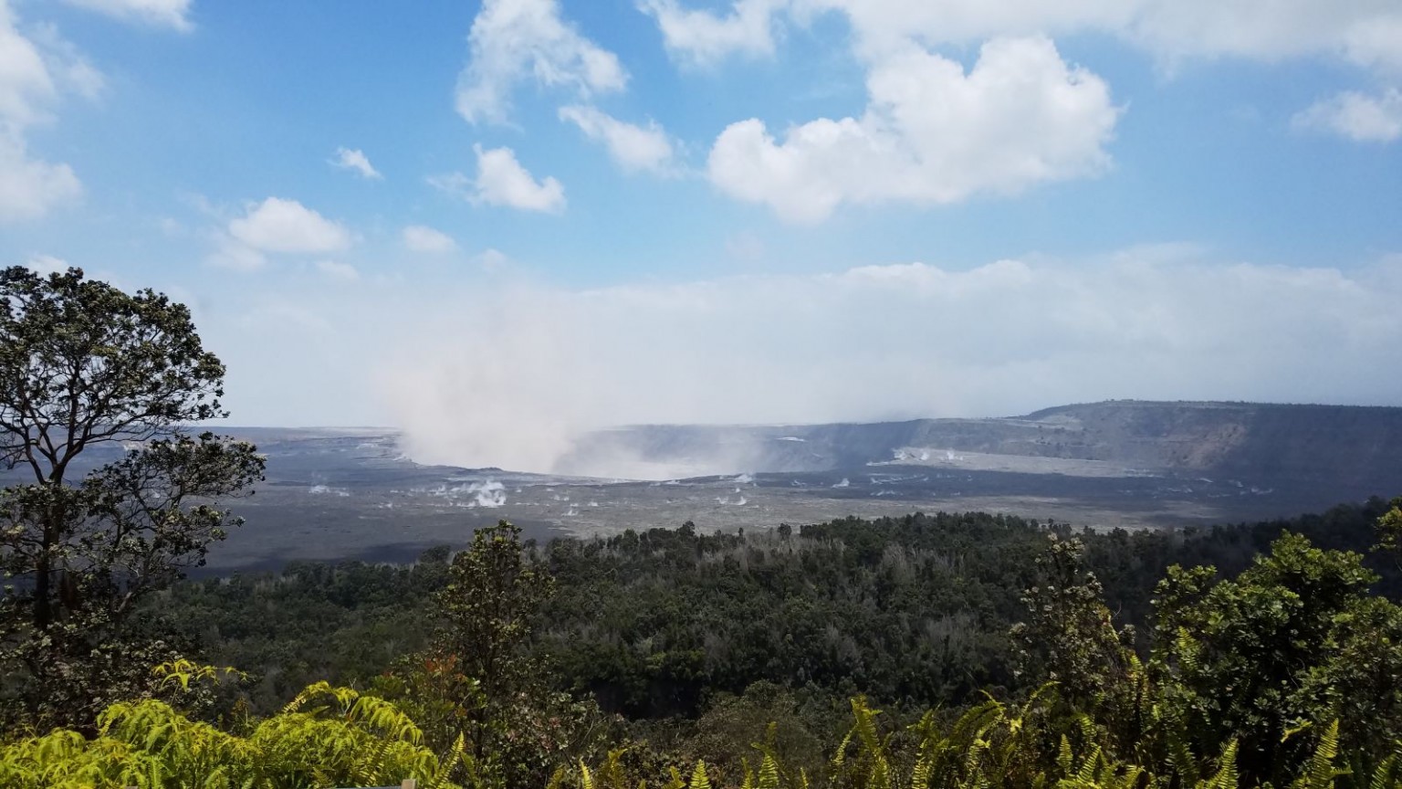 How to watch the Halemaumau Crater livestream - Hawaii Magazine