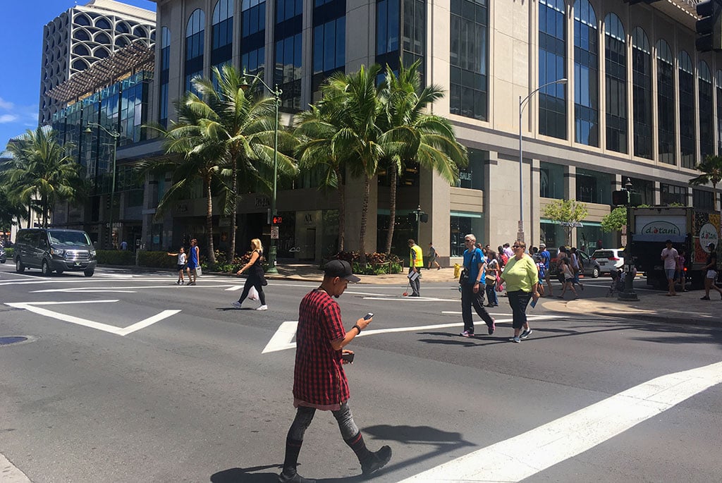 waikiki pedestrian