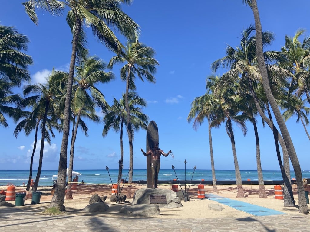 Duke Kahanamoku Statue