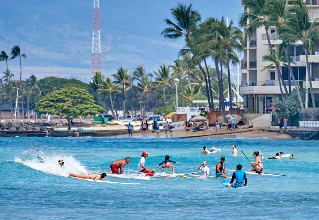 Oahu Beaches Surfing