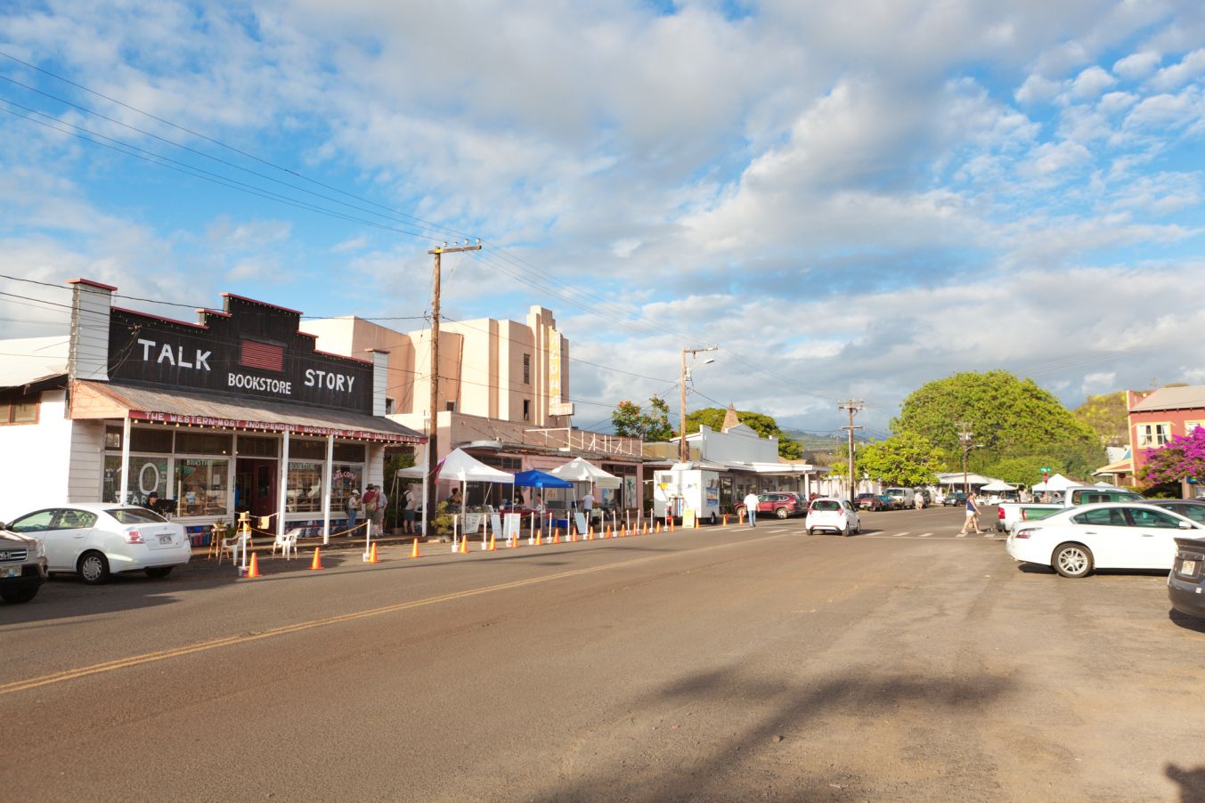 Your Walking Guide to Hanapēpē, Kauaʻi - Hawaii Magazine