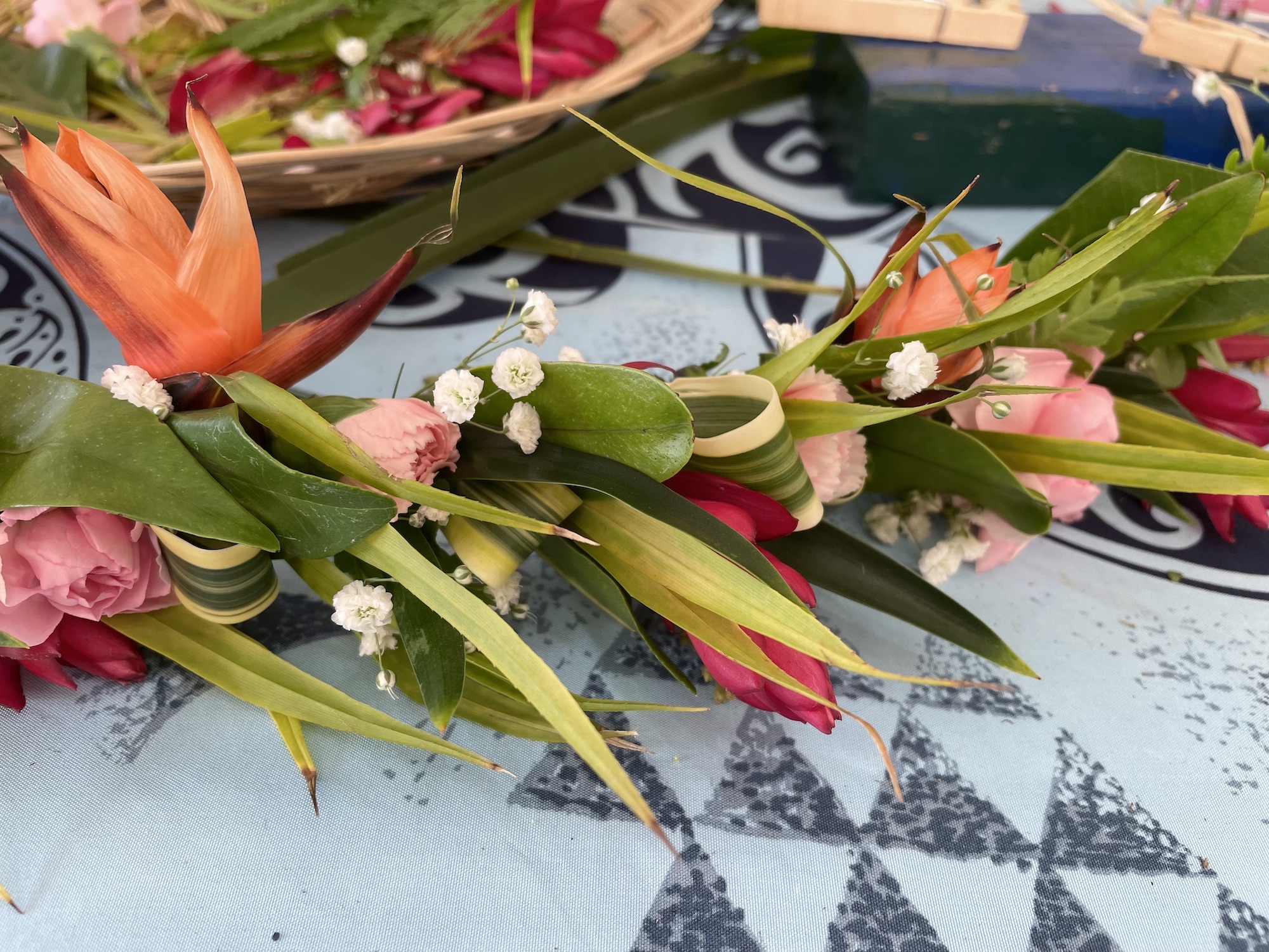 make-your-own-flower-lei-at-this-workshop-on-kaua-i-hawaii-magazine