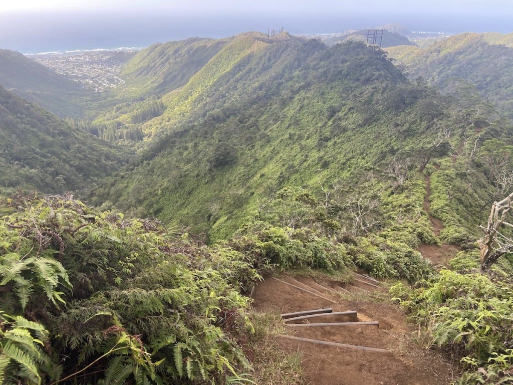 See All of Oʻahu From These 8 Hiking Trails - Hawaii Magazine