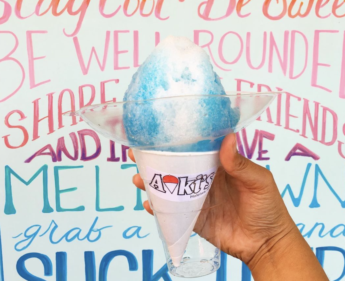 Aoki’s Shave Ice in Haleʻiwa Serves Up the Classics with a Side of