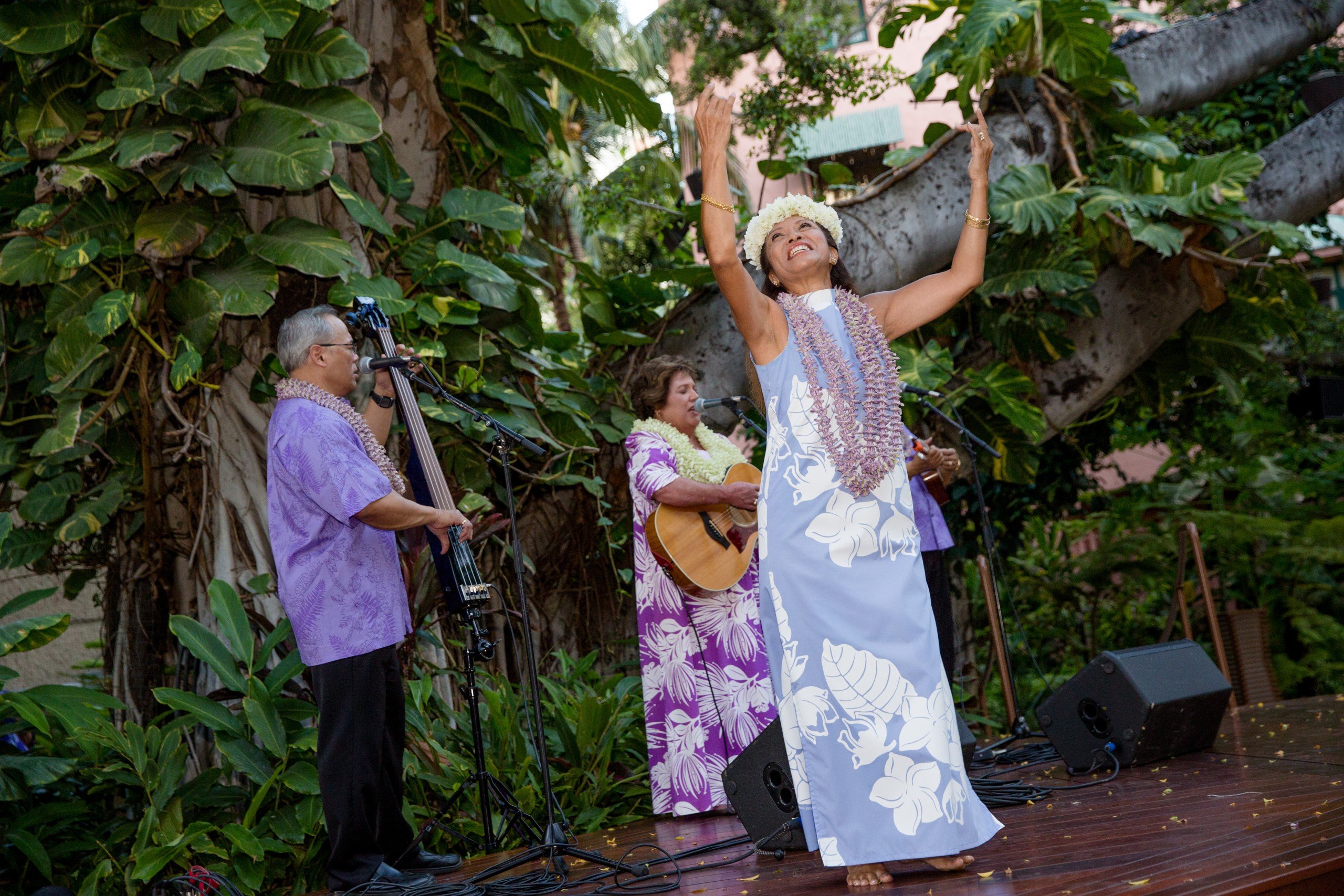 Cultural Entertainment Returns to Royal Hawaiian Center