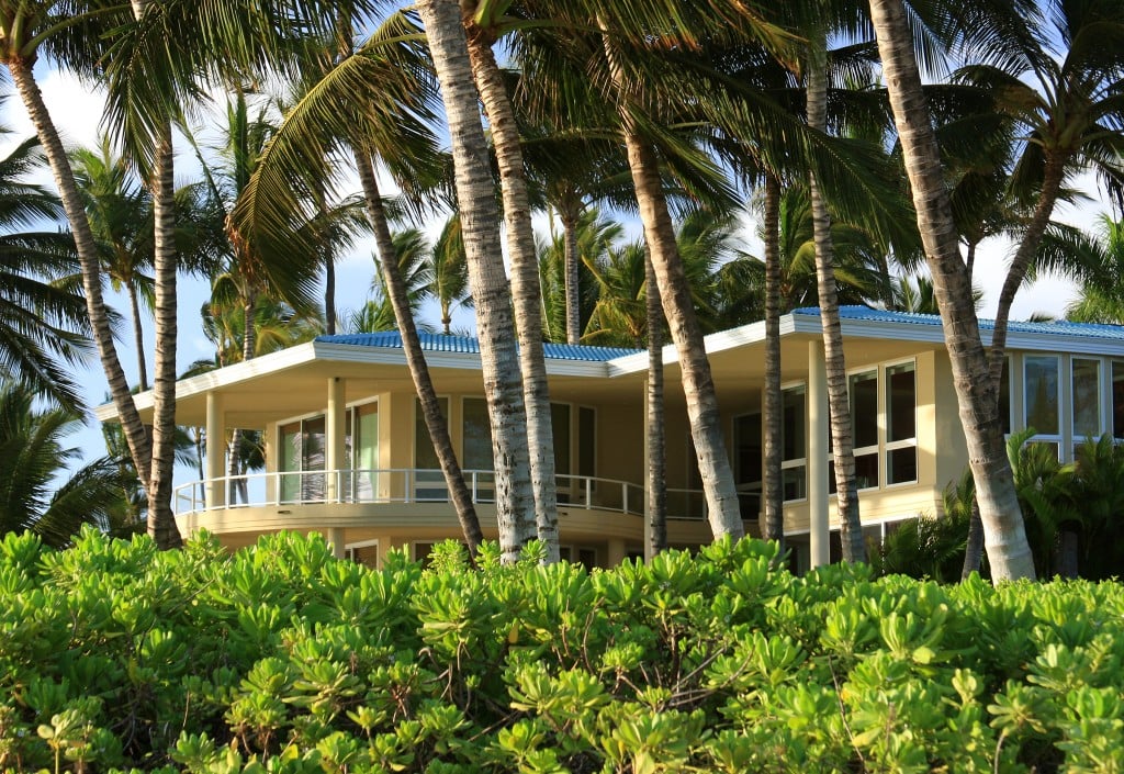 Beach Front Vacation Mansion House Home On Maui Hawaii