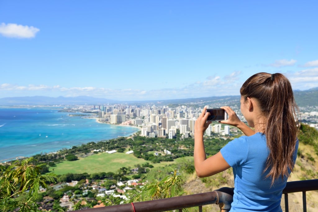 Hawaii Tourist Taking Photo Honolulu Waikiki Beach