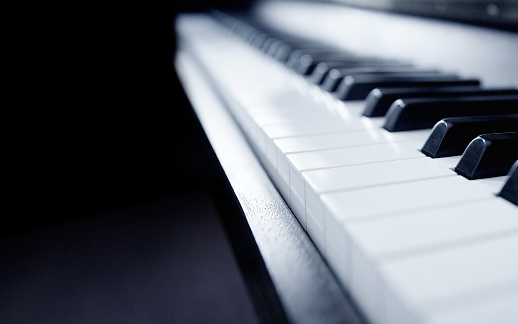 Piano G5b651fbb9 1280