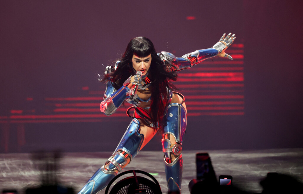 Katy Perry Performs At The Kia Forum In Inglewood, California