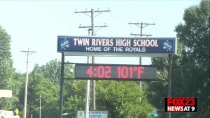 Twin Rivers School District Going To Four Day School Week